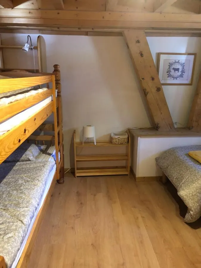 Central Hostel Chatel