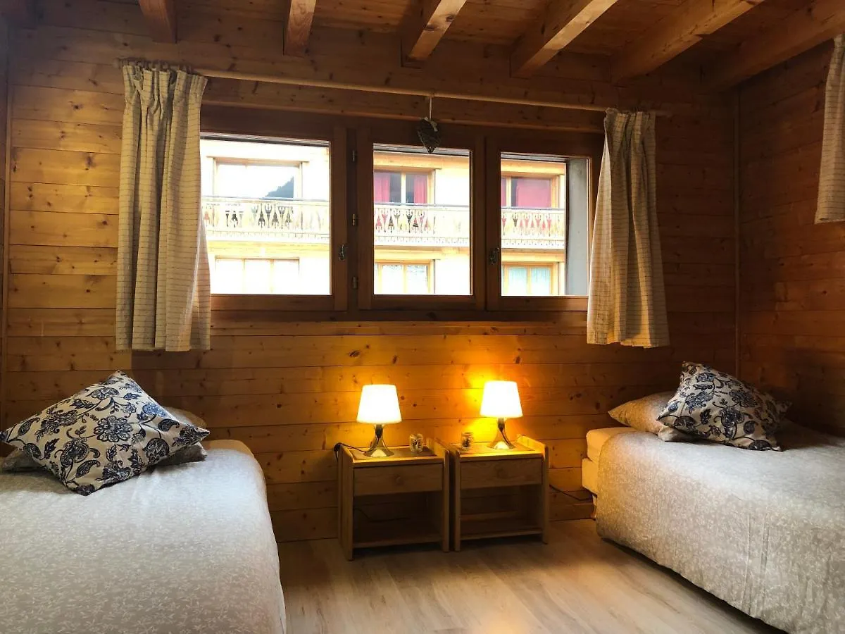 Central Hostel Chatel